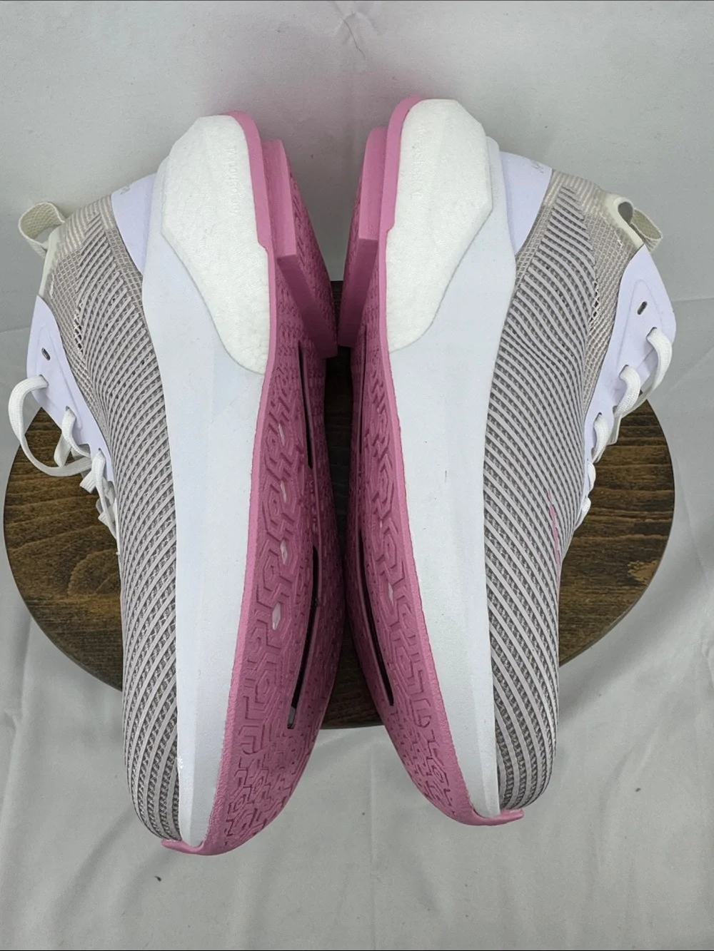 G-defy Womens AstroRun Comfort Shoes w/ Fulton Running Insoles, White w/ Pink, 9